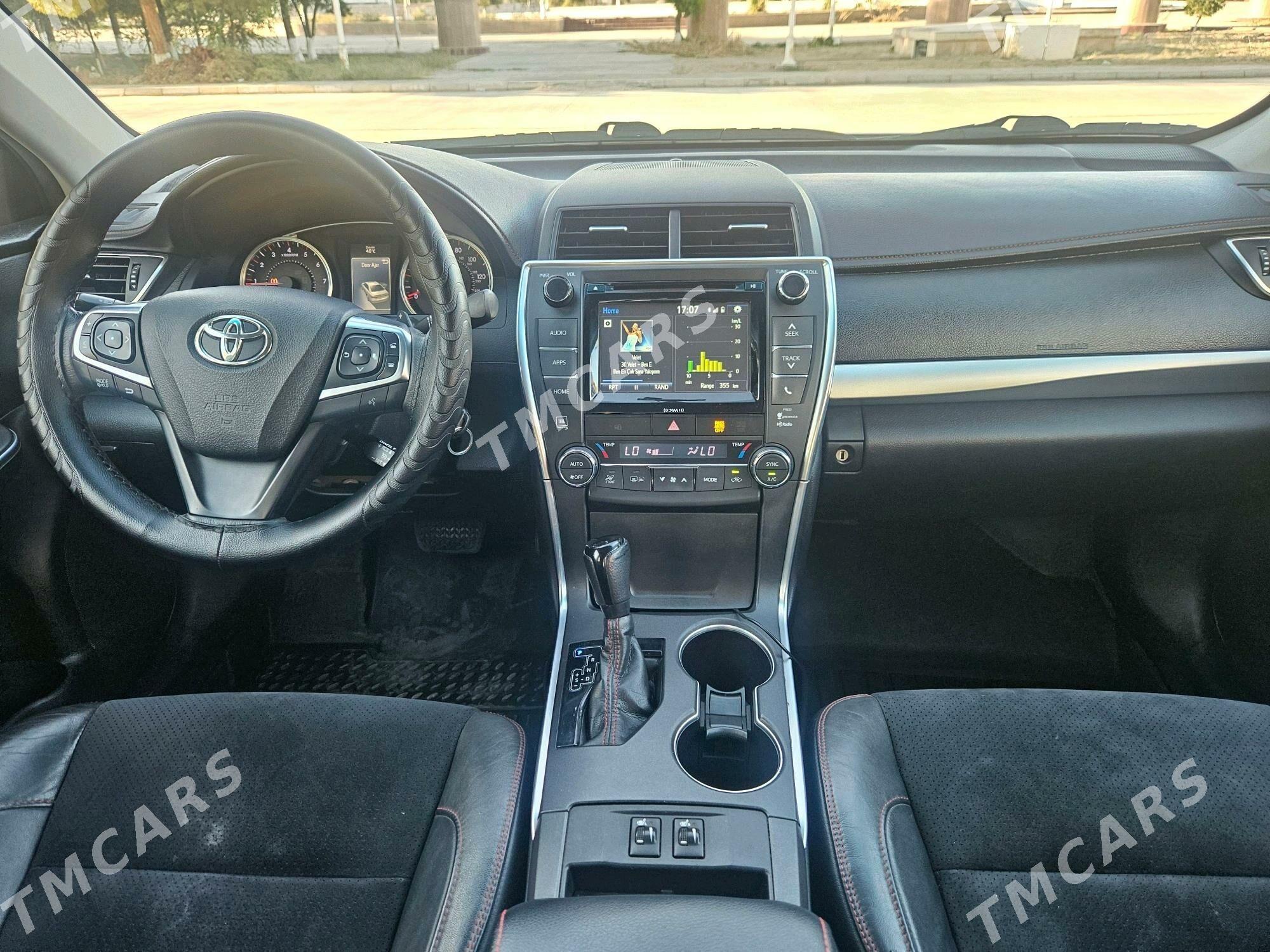 Toyota Camry 2017 - 275 000 TMT - Туркменабат - img 6