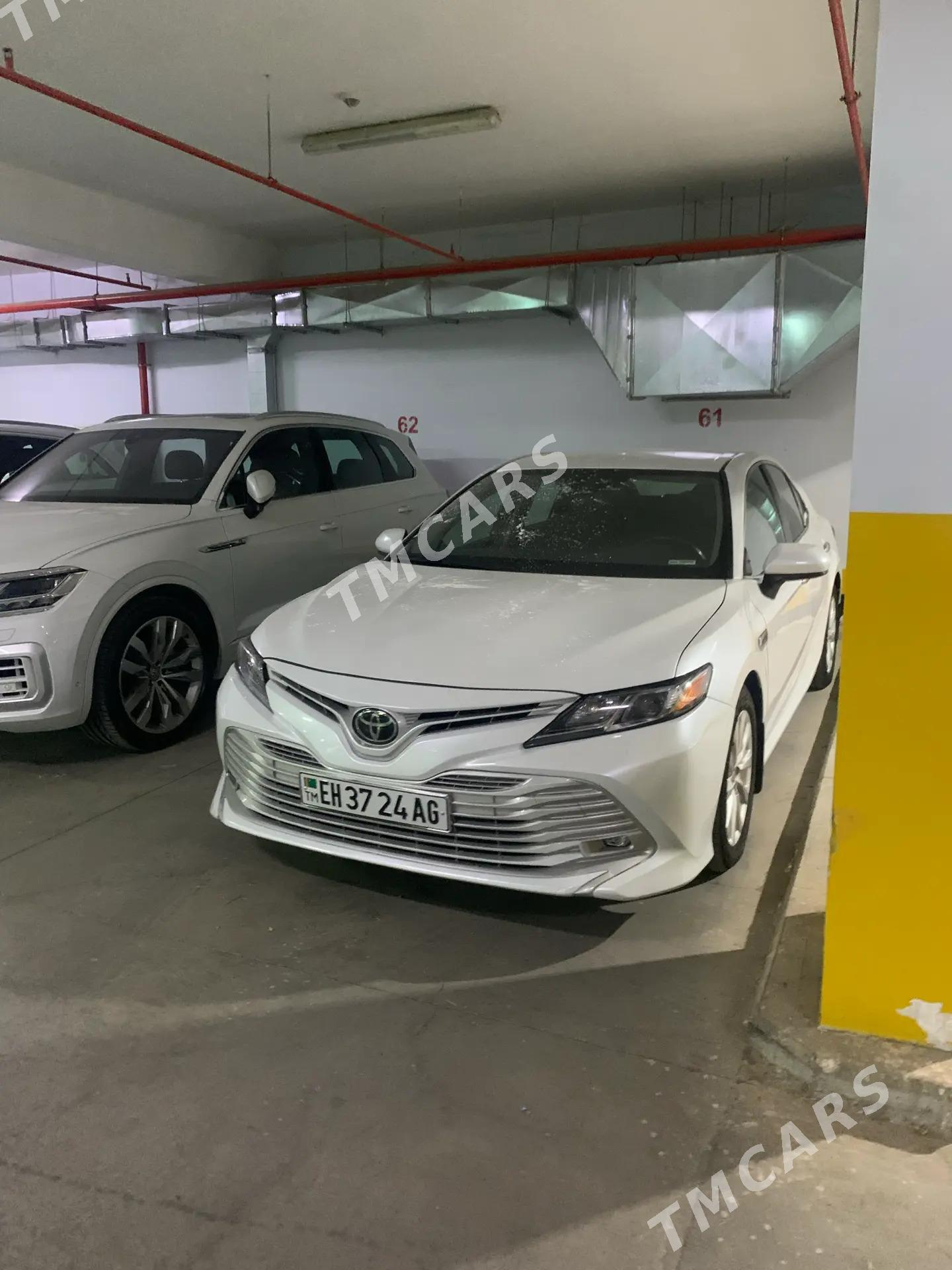 Toyota Camry 2020 - 275 000 TMT - Aşgabat - img 3
