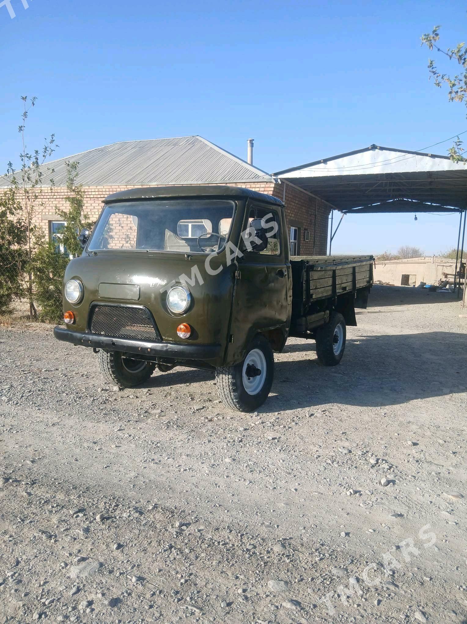 UAZ 452 1980 - 40 000 TMT - Bäherden - img 2