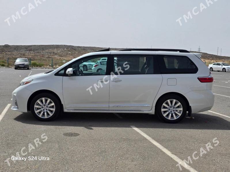 Toyota Sienna 2018 - 600 000 TMT - Ашхабад - img 3