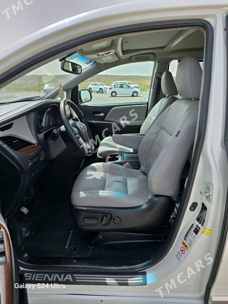 Toyota Sienna 2018 - 600 000 TMT - Ашхабад - img 5