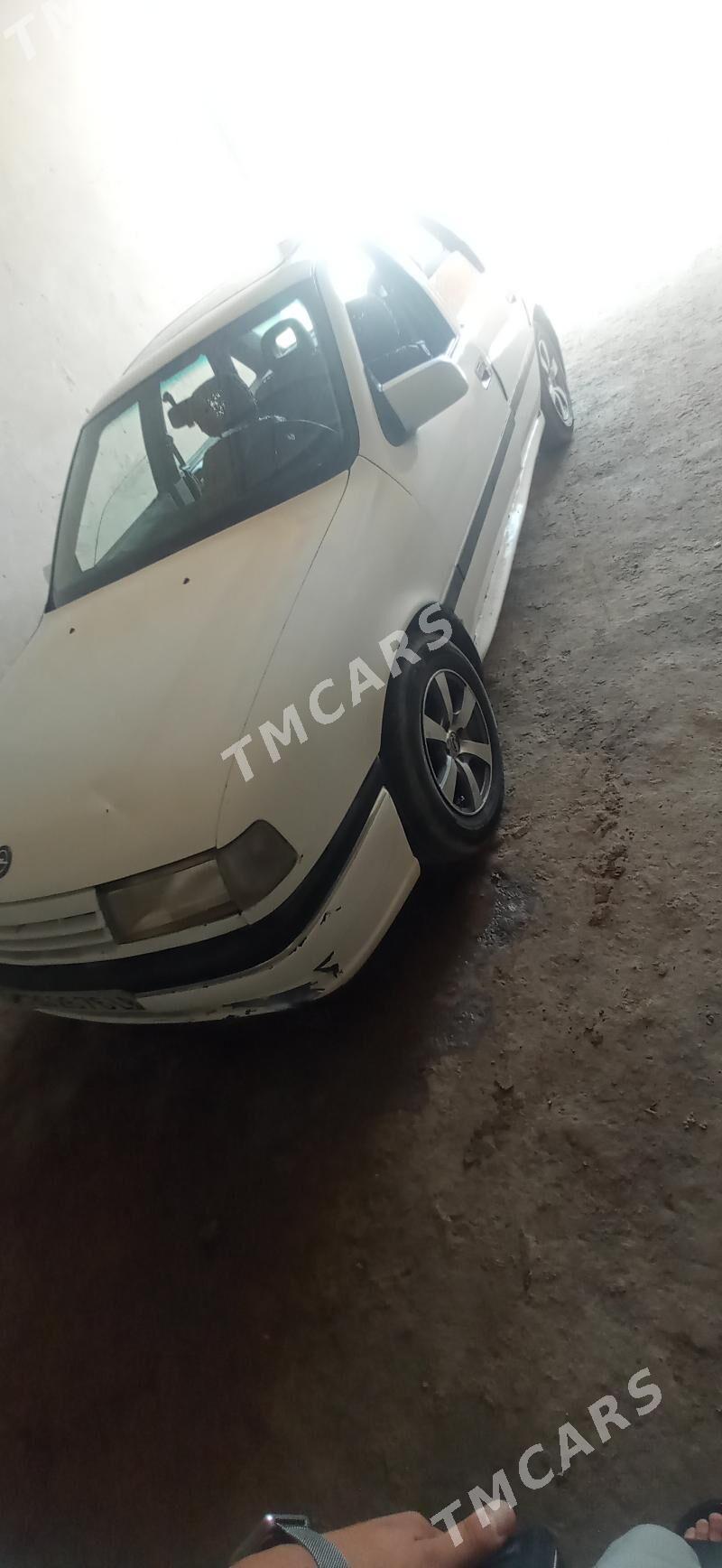 Opel Vectra 1990 - 30 000 TMT - Türkmenabat - img 3