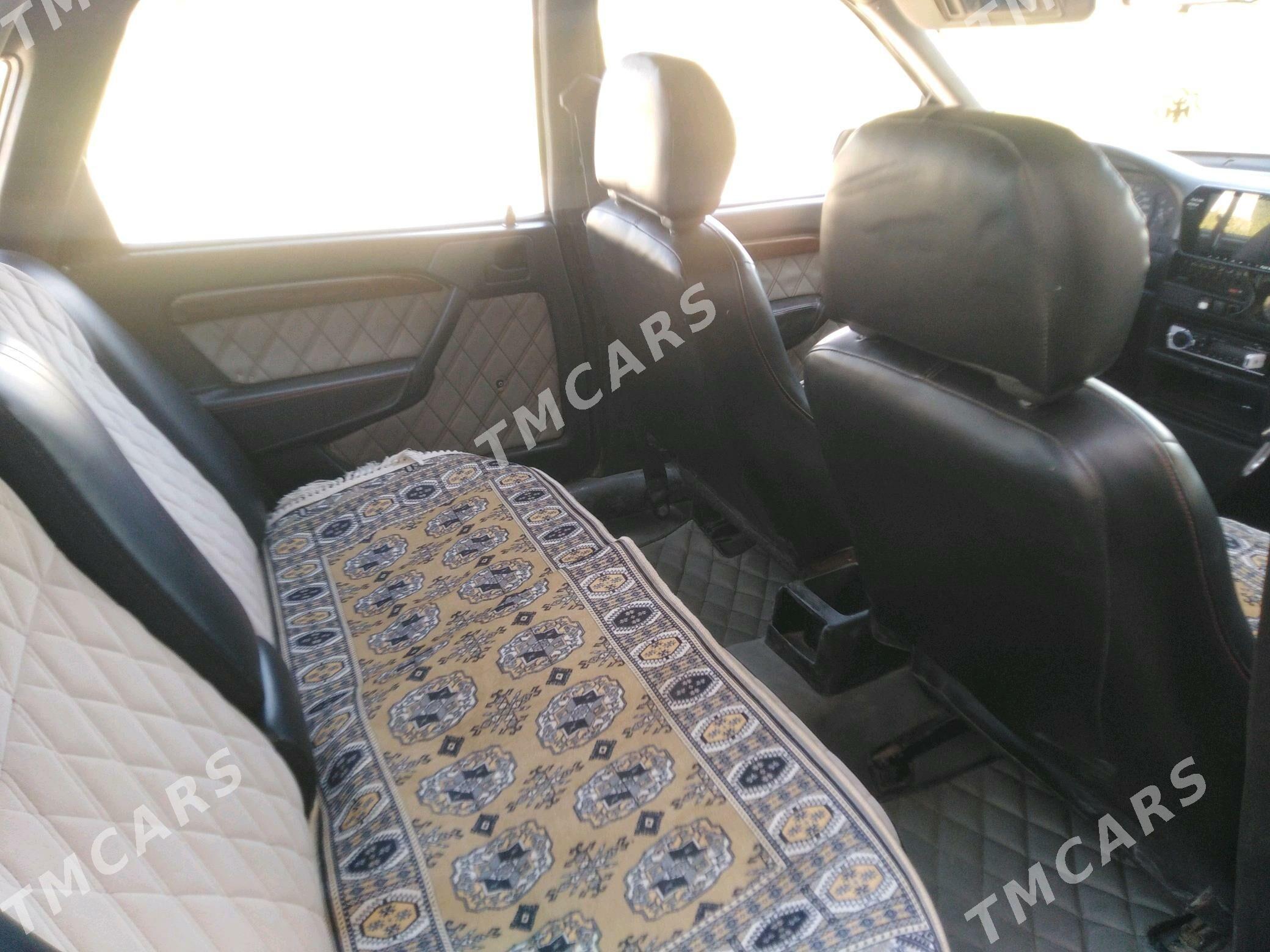 Opel Vectra 1989 - 35 000 TMT - Газаджак - img 4