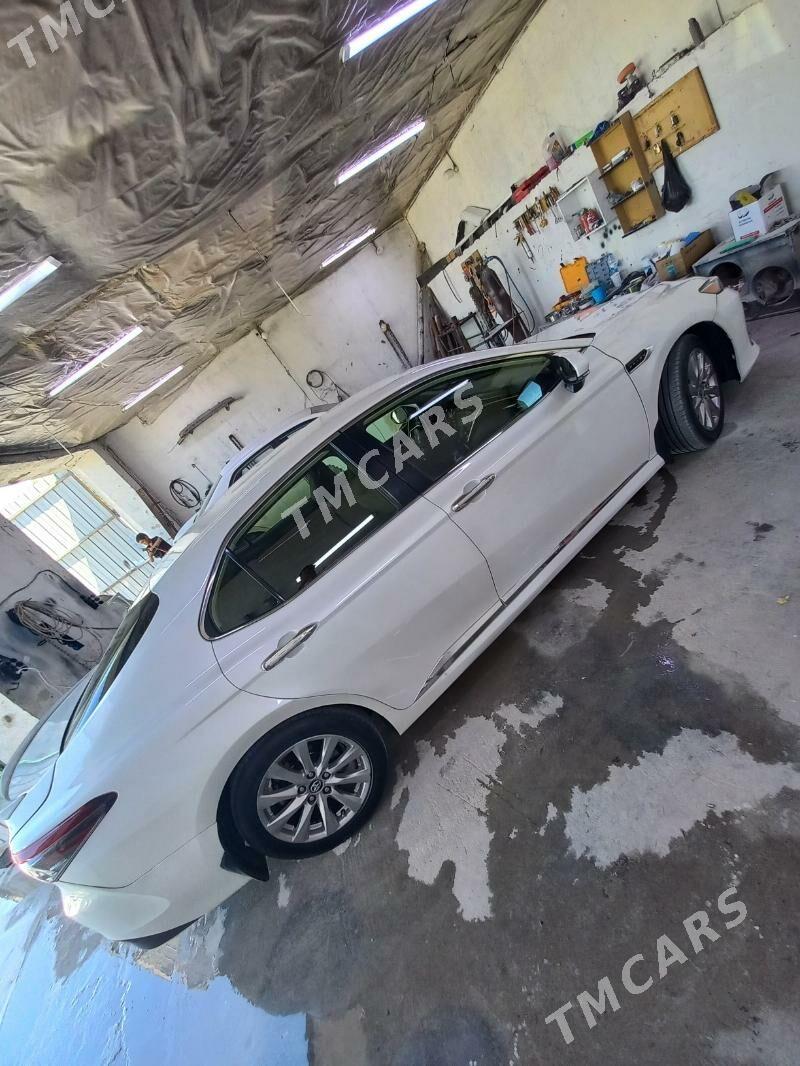 Toyota Camry 2018 - 230 000 TMT - Mary - img 6