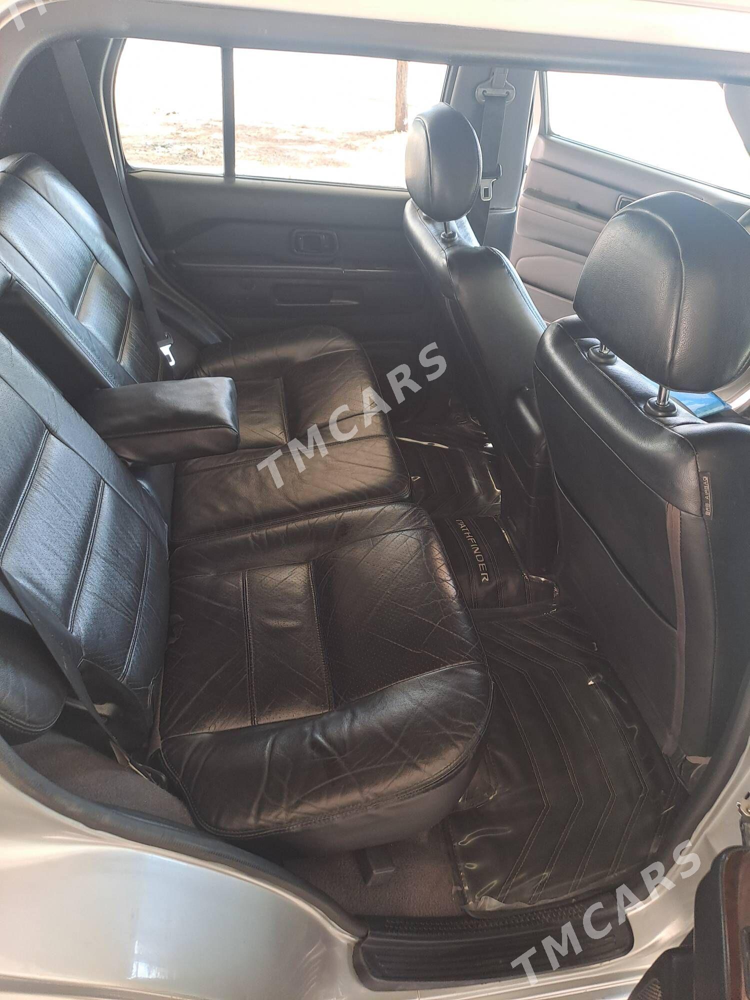 Nissan Pathfinder 2002 - 119 000 TMT - Ашхабад - img 3