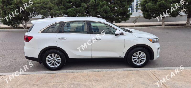 Kia Sorento 2018 - 300 000 TMT - Ашхабад - img 3