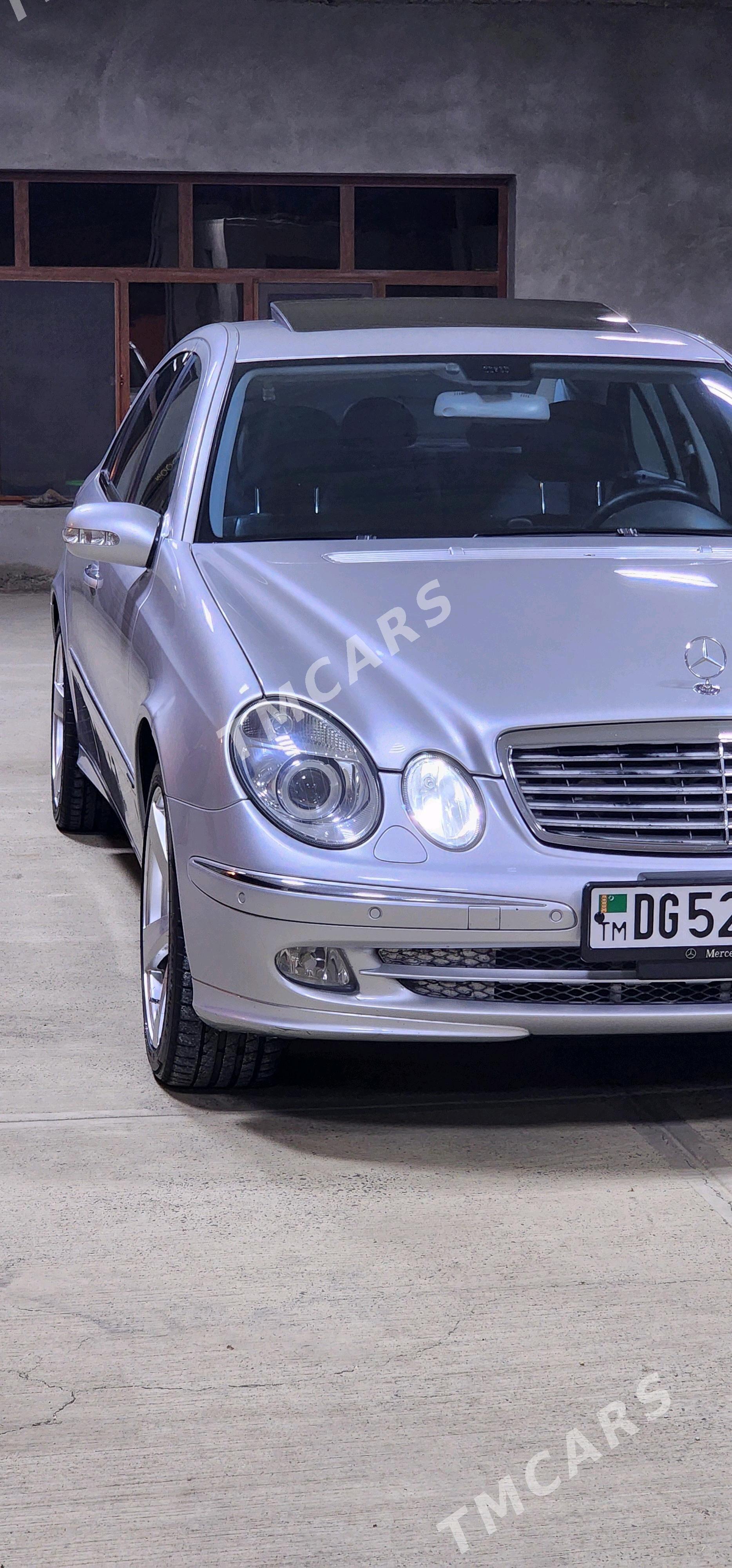Mercedes-Benz E320 2005 - 200 000 TMT - Bäherden - img 3