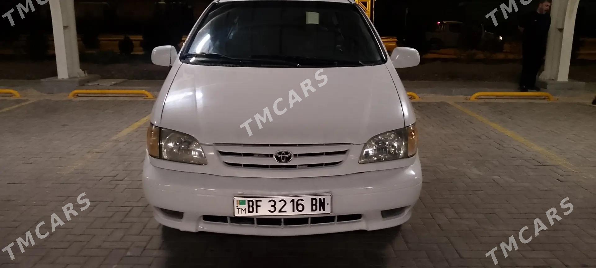 Toyota Sienna 2001 - 146 000 TMT - Туркменбаши - img 4