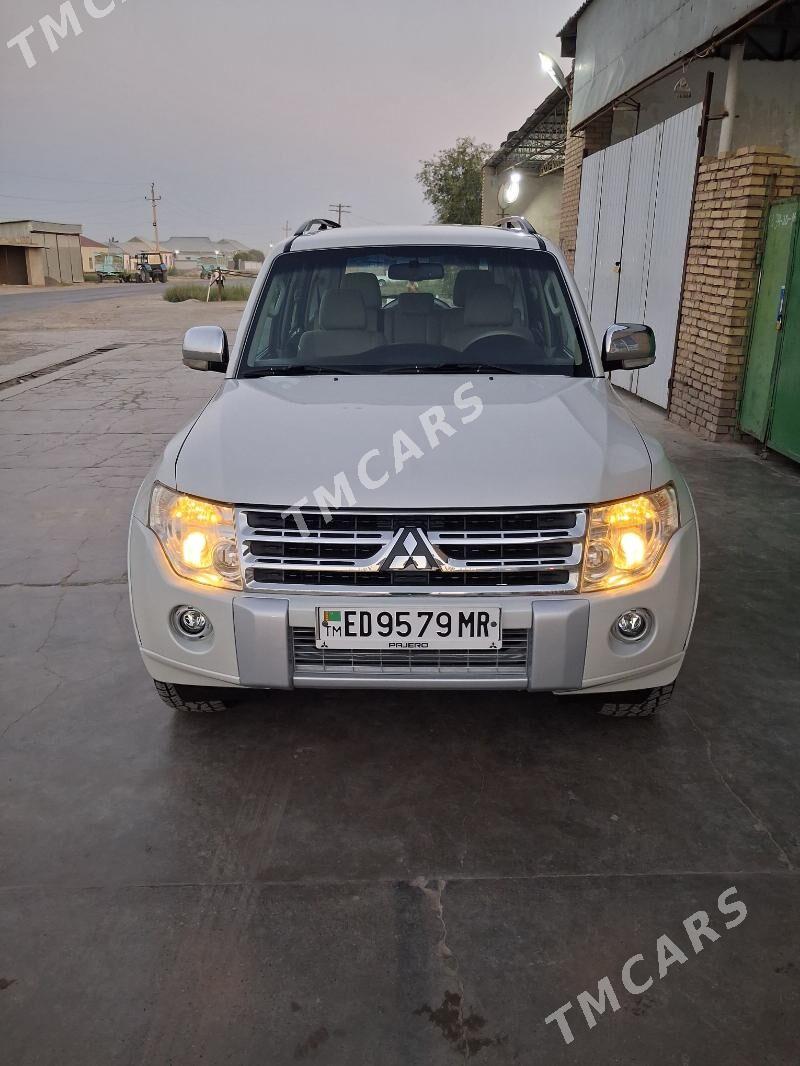 Mitsubishi Pajero 2010 - 220 000 TMT - Büzmeýin - img 5