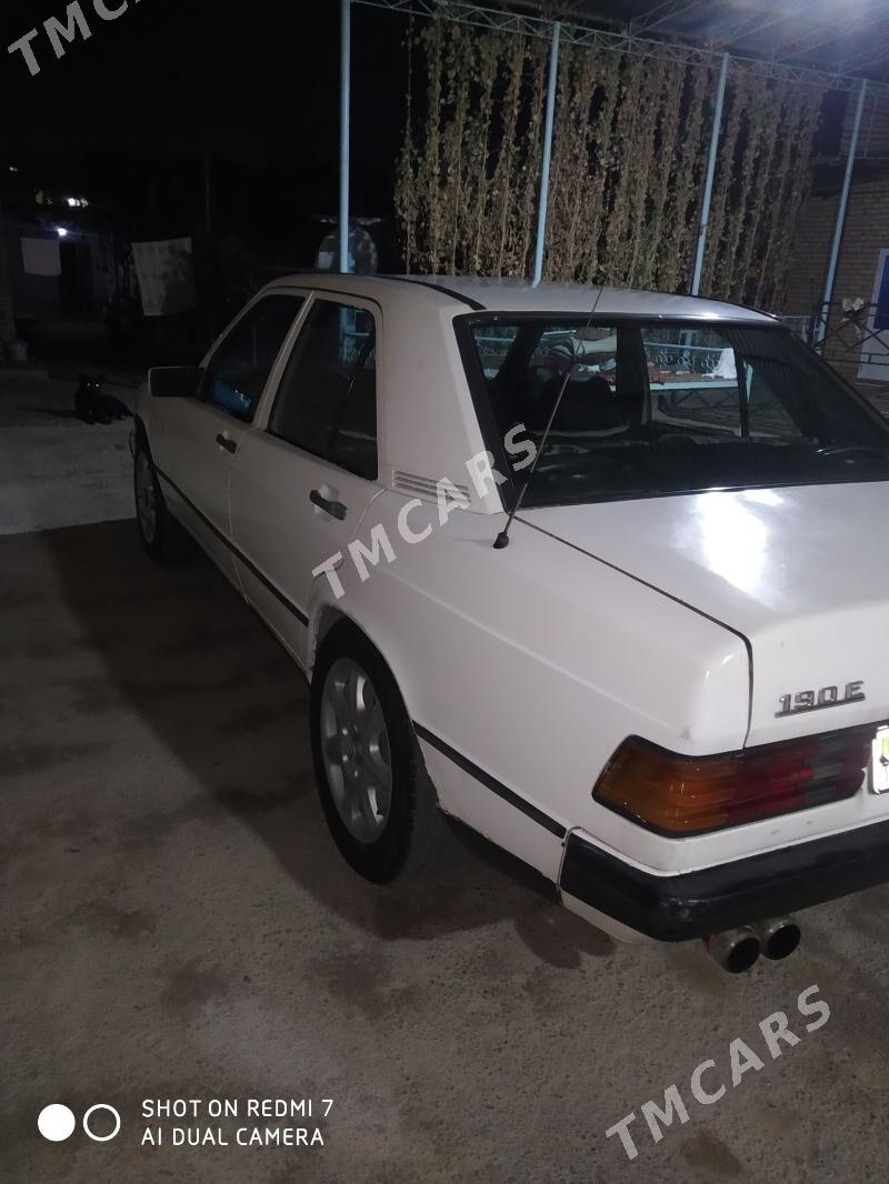 Mercedes-Benz 190E 1985 - 26 000 TMT - Türkmenabat - img 3