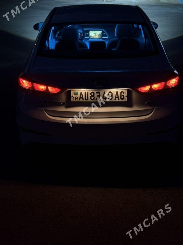 Hyundai Elantra 2018 - 225 000 TMT - Hitrowka - img 6