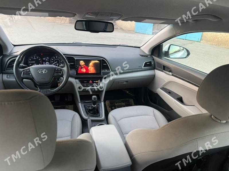 Hyundai Elantra 2018 - 225 000 TMT - Hitrowka - img 2