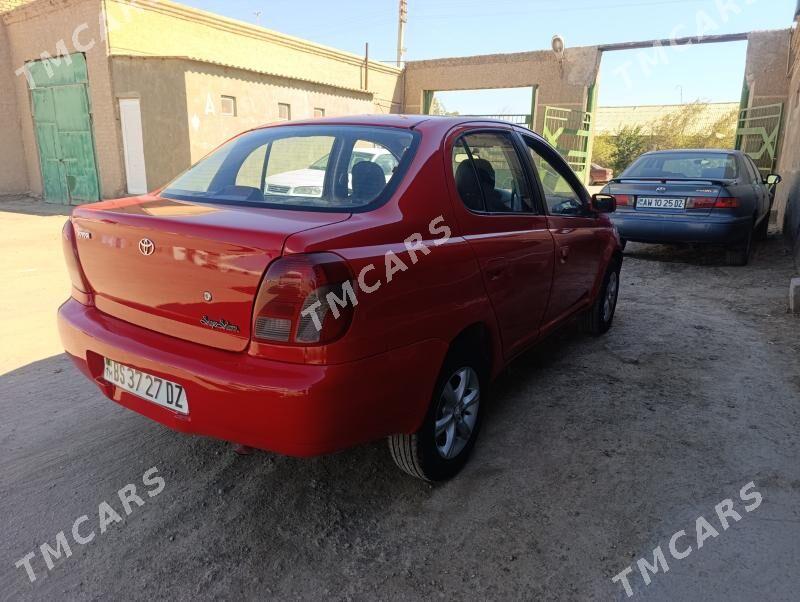 Toyota Echo 2002 - 55 000 TMT - Köneürgenç - img 4