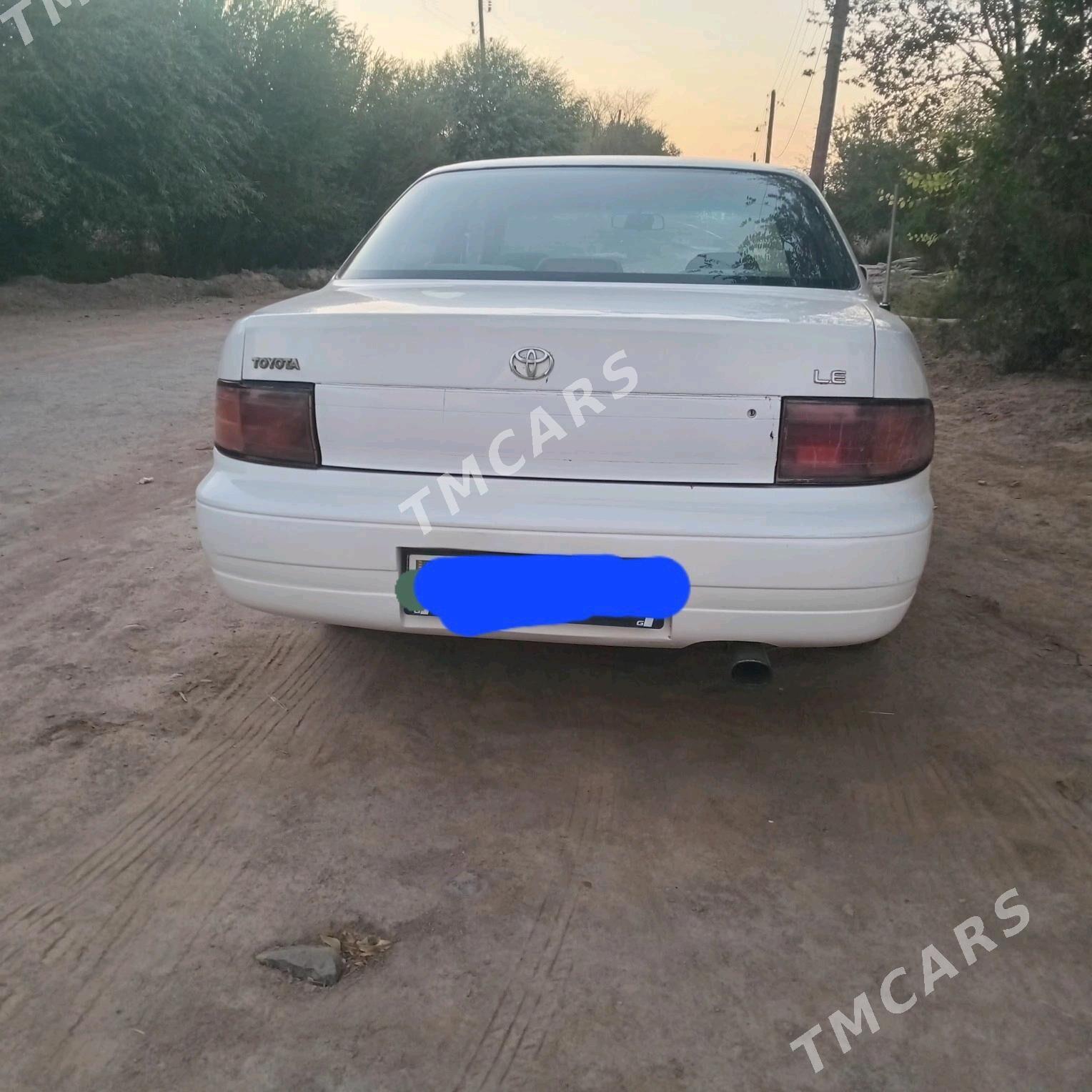 Toyota Camry 1993 - 80 000 TMT - Boldumsaz - img 5