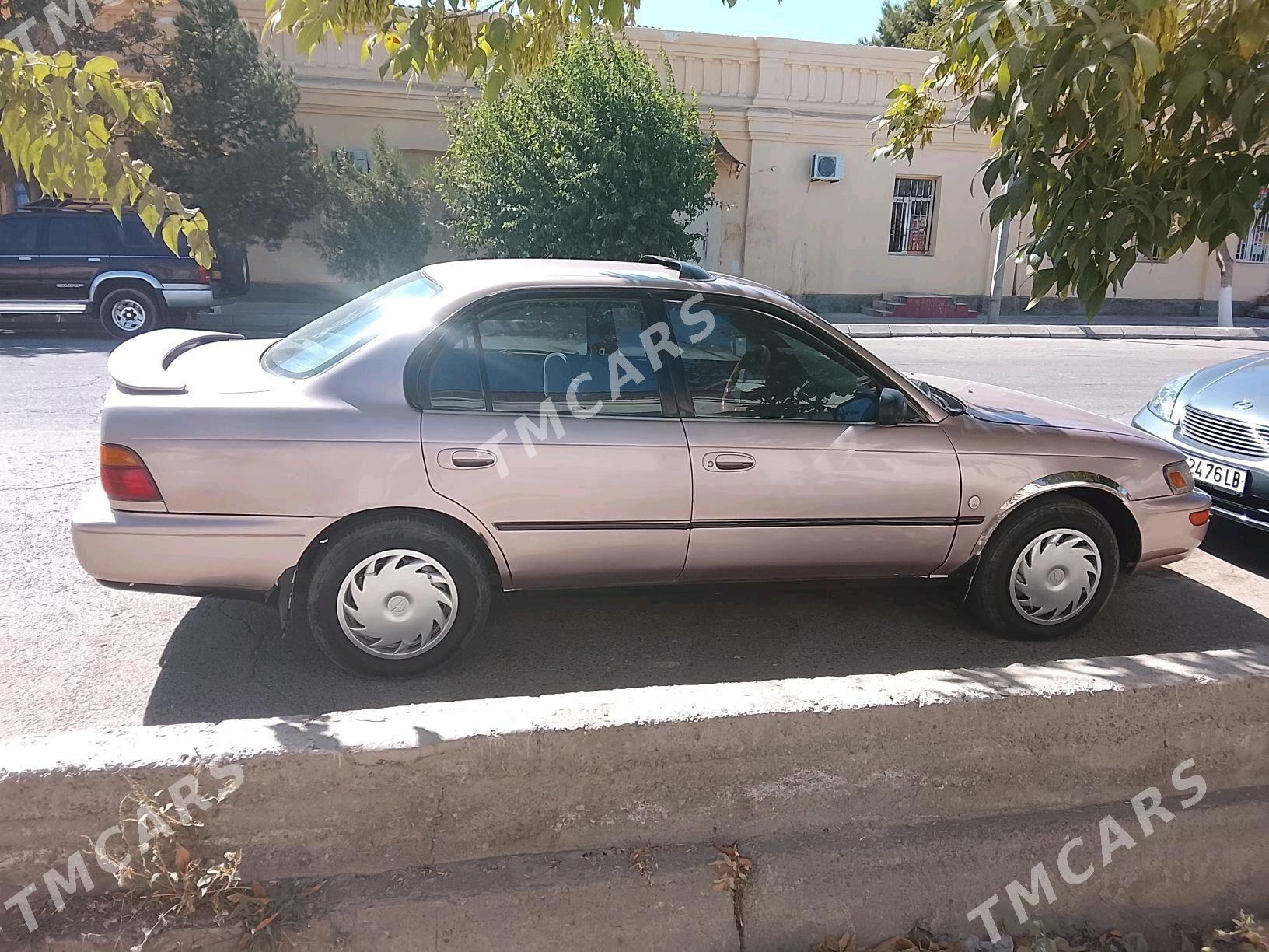 Toyota Corolla 1994 - 60 000 TMT - Türkmenabat - img 2