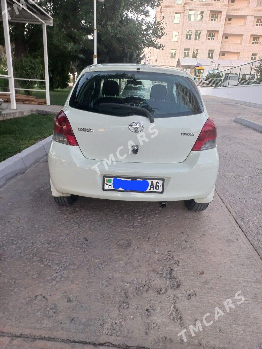 Toyota Yaris 2010 - 118 000 TMT - ул. Подвойского (Битарап Туркменистан шаёлы) - img 2