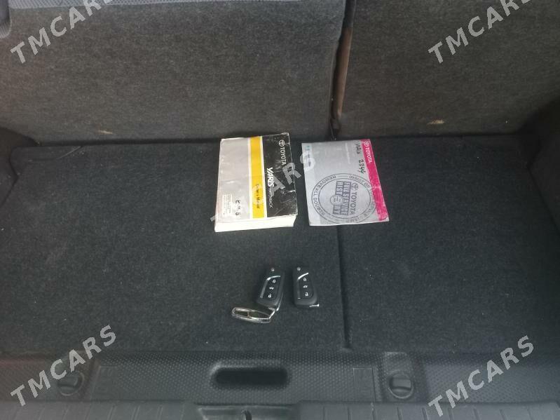 Toyota Yaris 2010 - 118 000 TMT - ул. Подвойского (Битарап Туркменистан шаёлы) - img 4