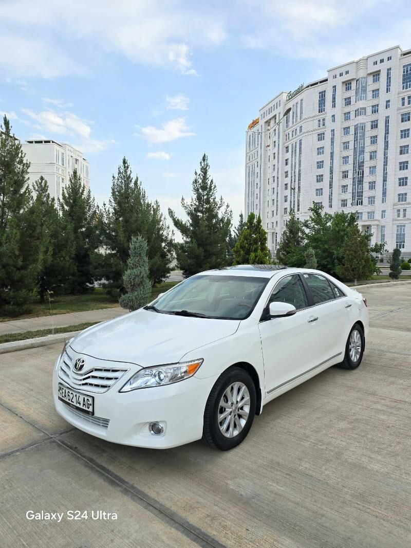 Toyota Camry 2011 - 220 000 TMT - Hitrowka - img 2
