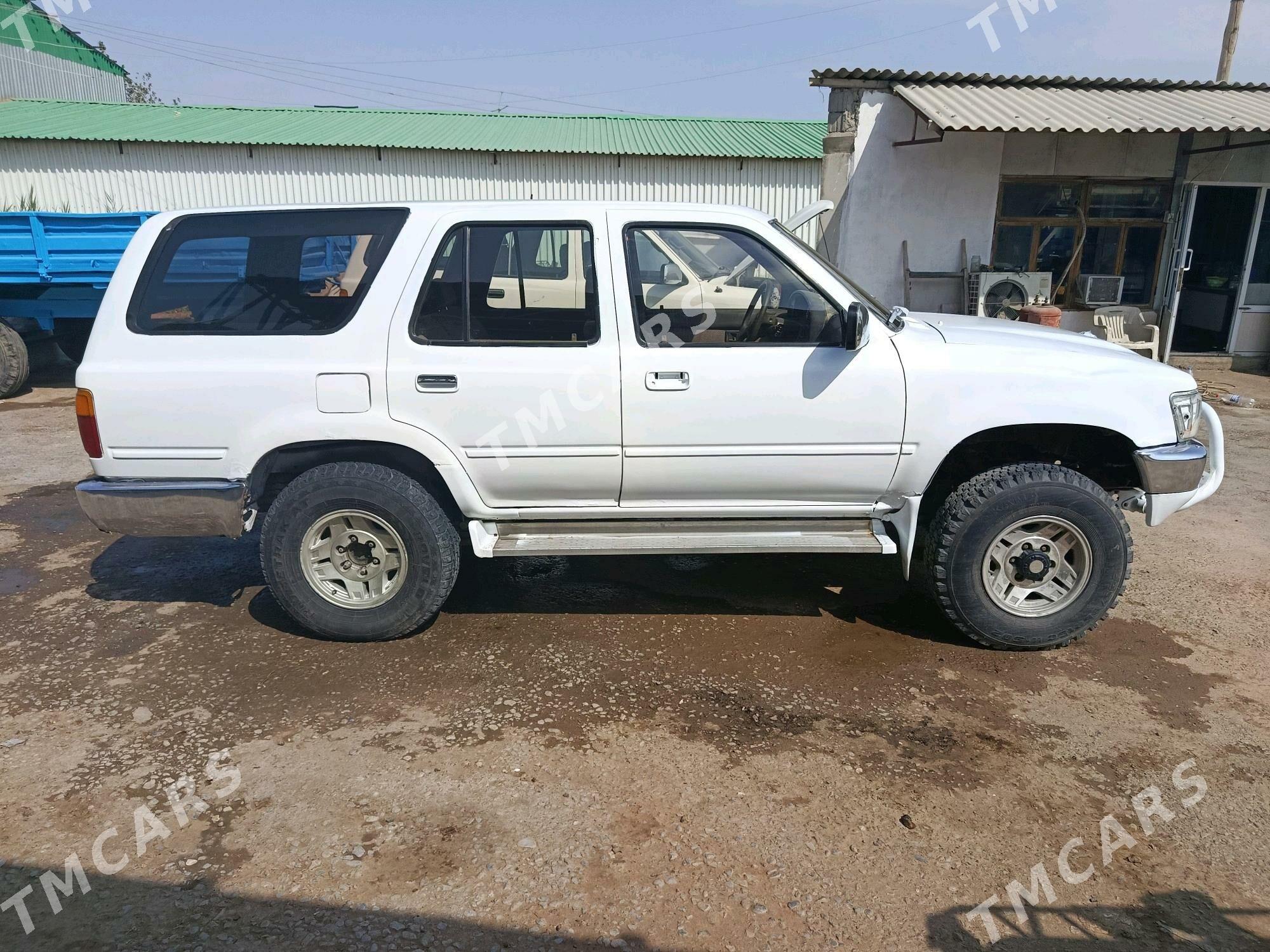 Toyota Hilux 1998 - 39 000 TMT - Анев - img 4