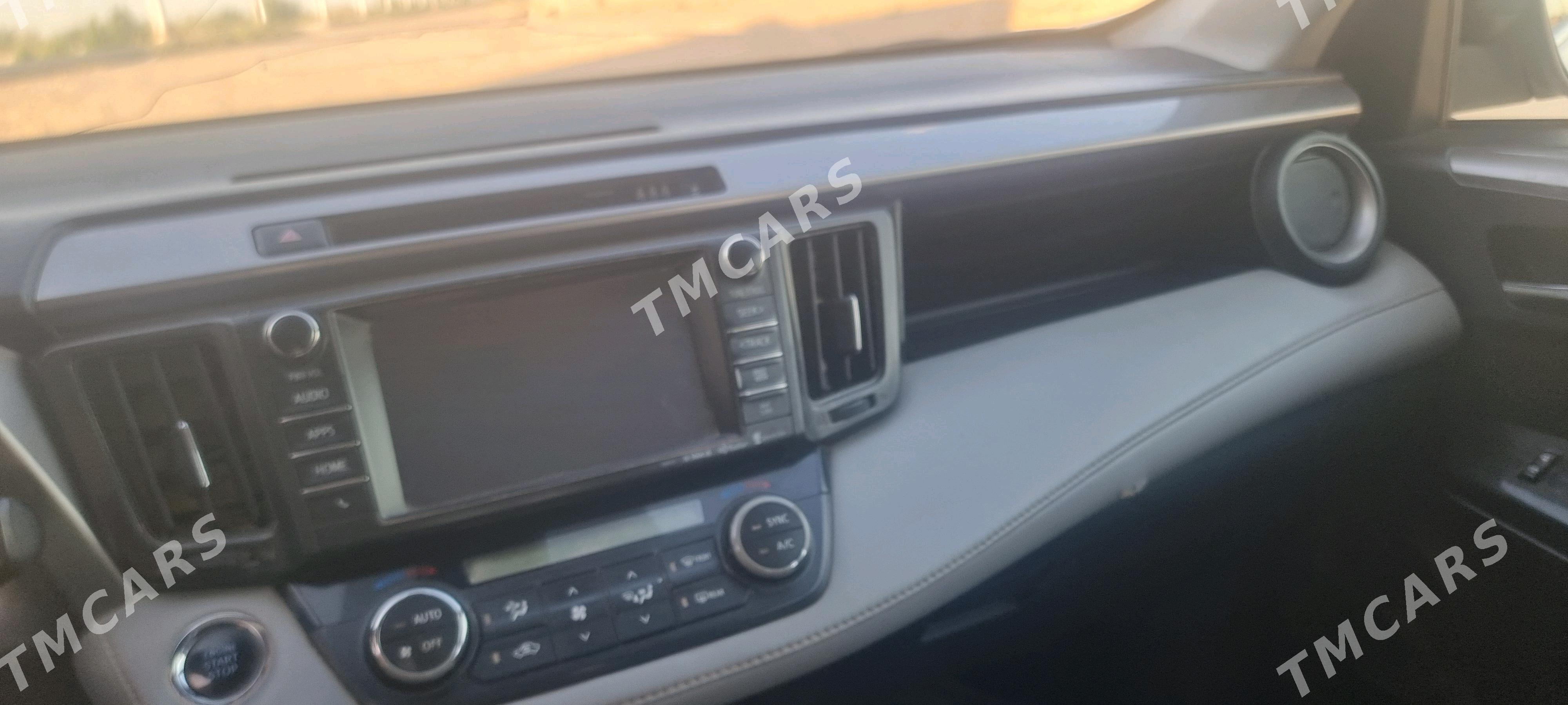 Toyota RAV4 2018 - 295 000 TMT - Губадаг - img 1