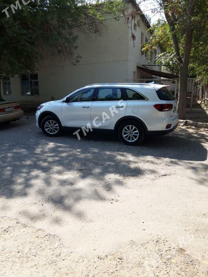 Kia Sorento 2019 - 280 000 TMT - Ёлётен - img 1