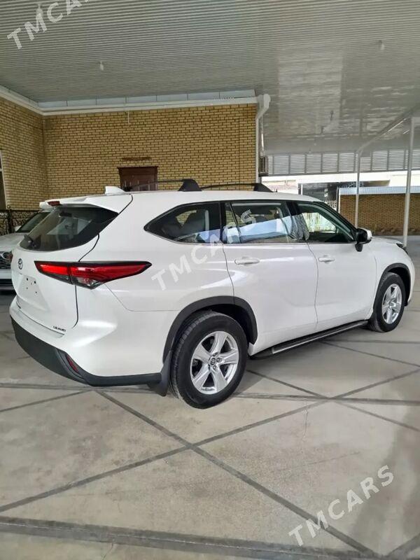 Toyota Highlander 2021 - 520 000 TMT - Мары - img 5