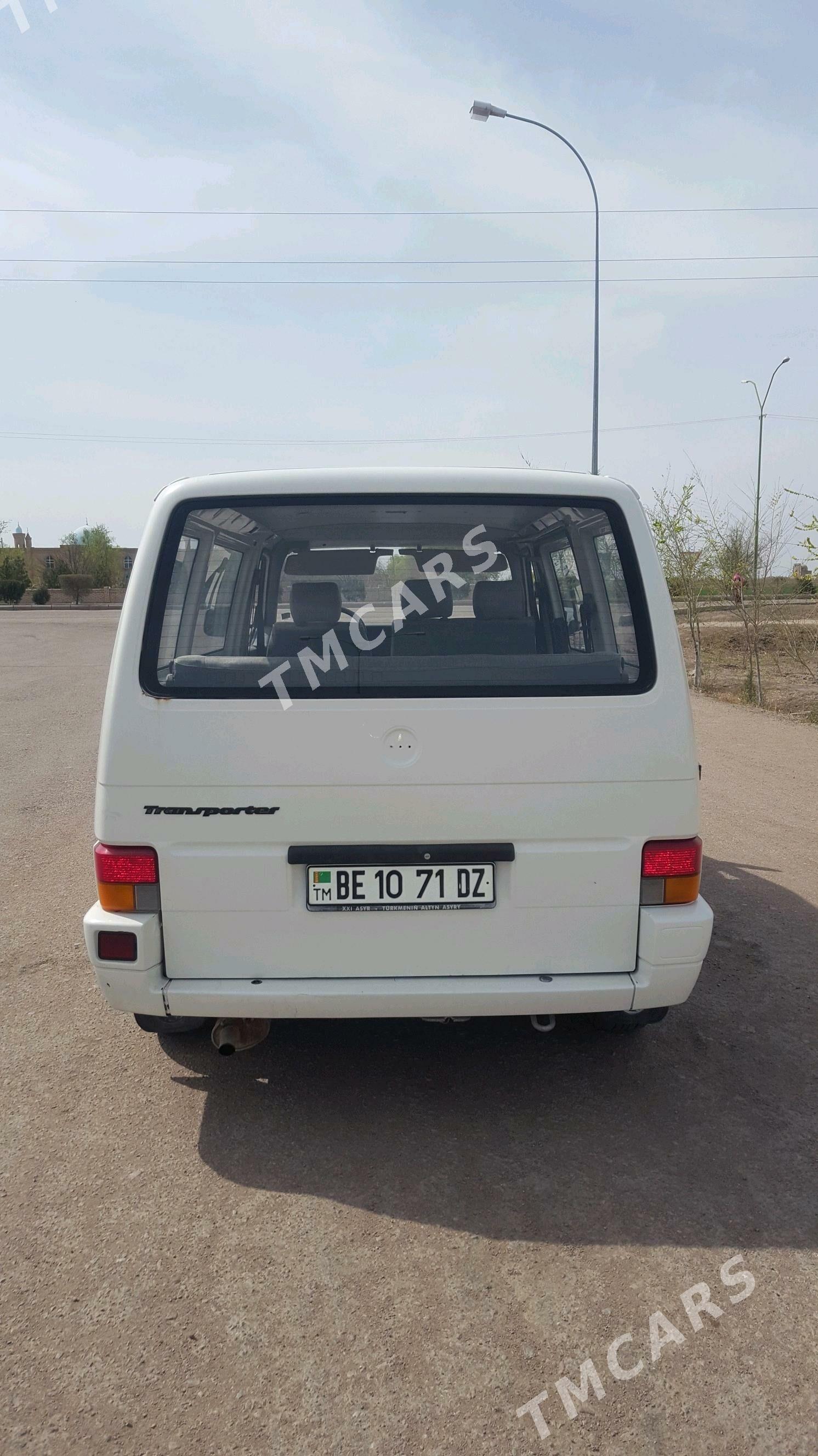 Volkswagen Transporter 1993 - 90 000 TMT - Boldumsaz - img 3