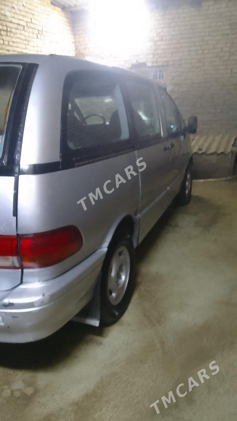Toyota Previa 1993 - 60 000 TMT - Халач - img 5