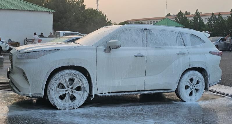 Toyota Highlander 2020 - 550 000 TMT - 5 mkr - img 9