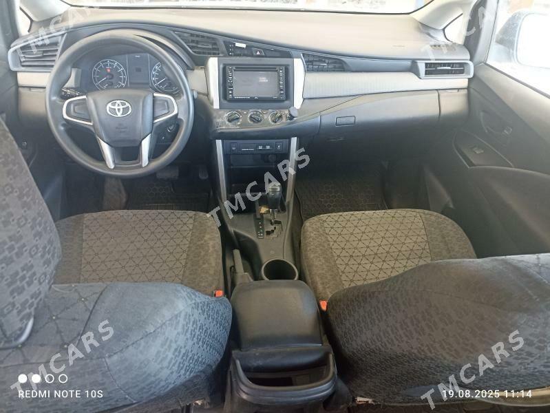 Toyota Innova 2021 - 225 000 TMT - Мары - img 6