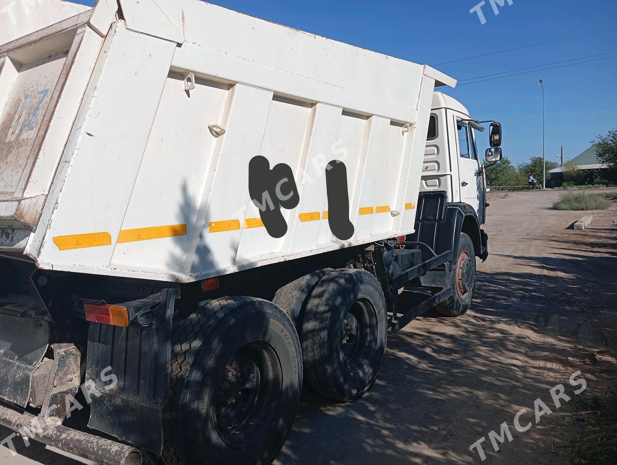 Kamaz 6520 2014 - 380 000 TMT - Болдумсаз - img 3