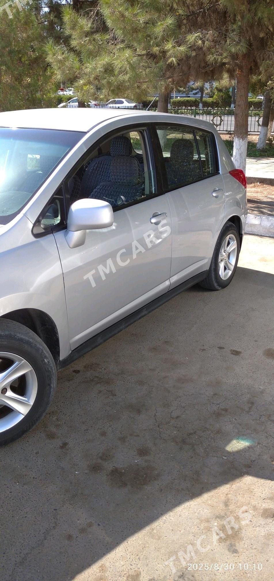 Nissan Versa 2011 - 110 000 TMT - Мары - img 6