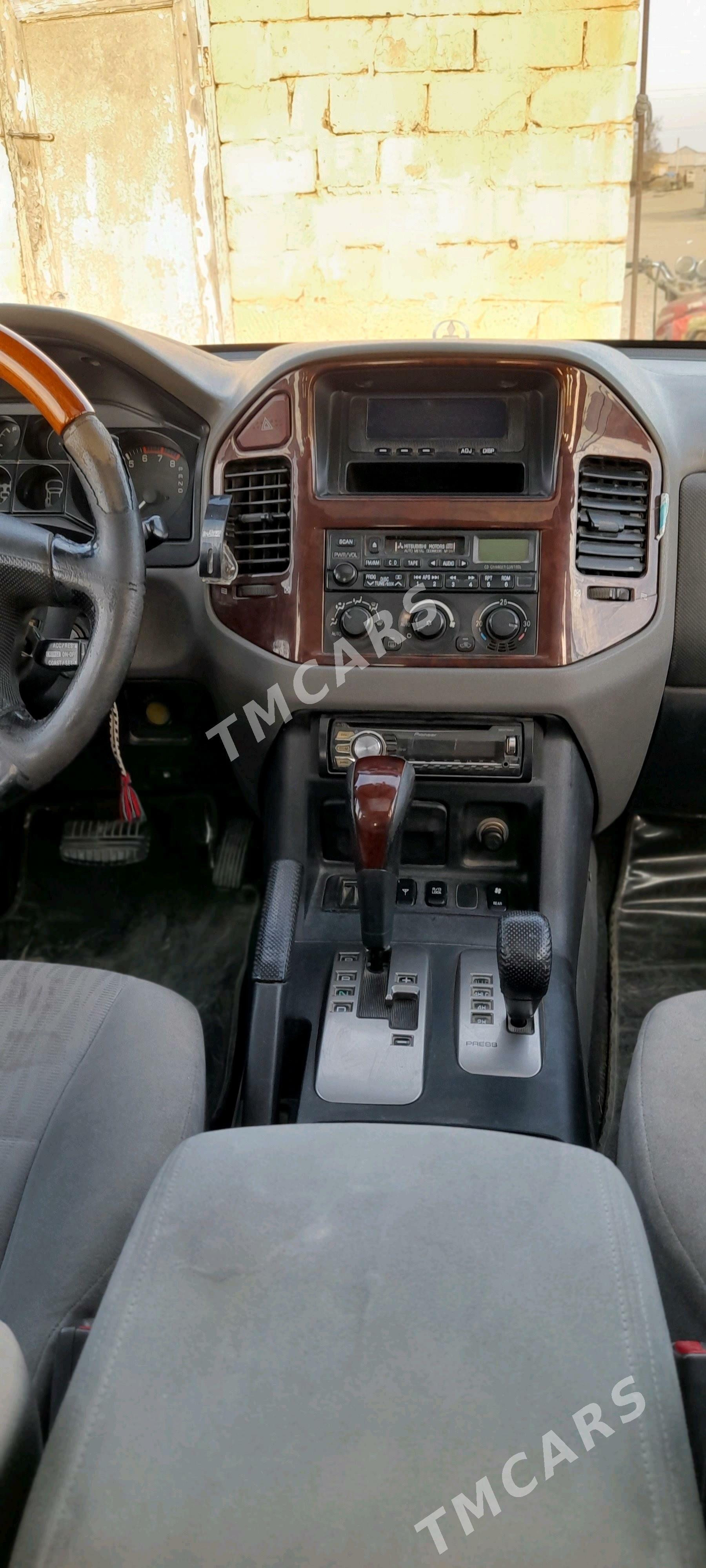 Mitsubishi Pajero 2003 - 130 000 TMT - Esenguly - img 4