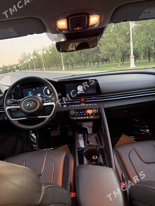 Hyundai Elantra 2022 - 292 000 TMT - Арзув - img 9