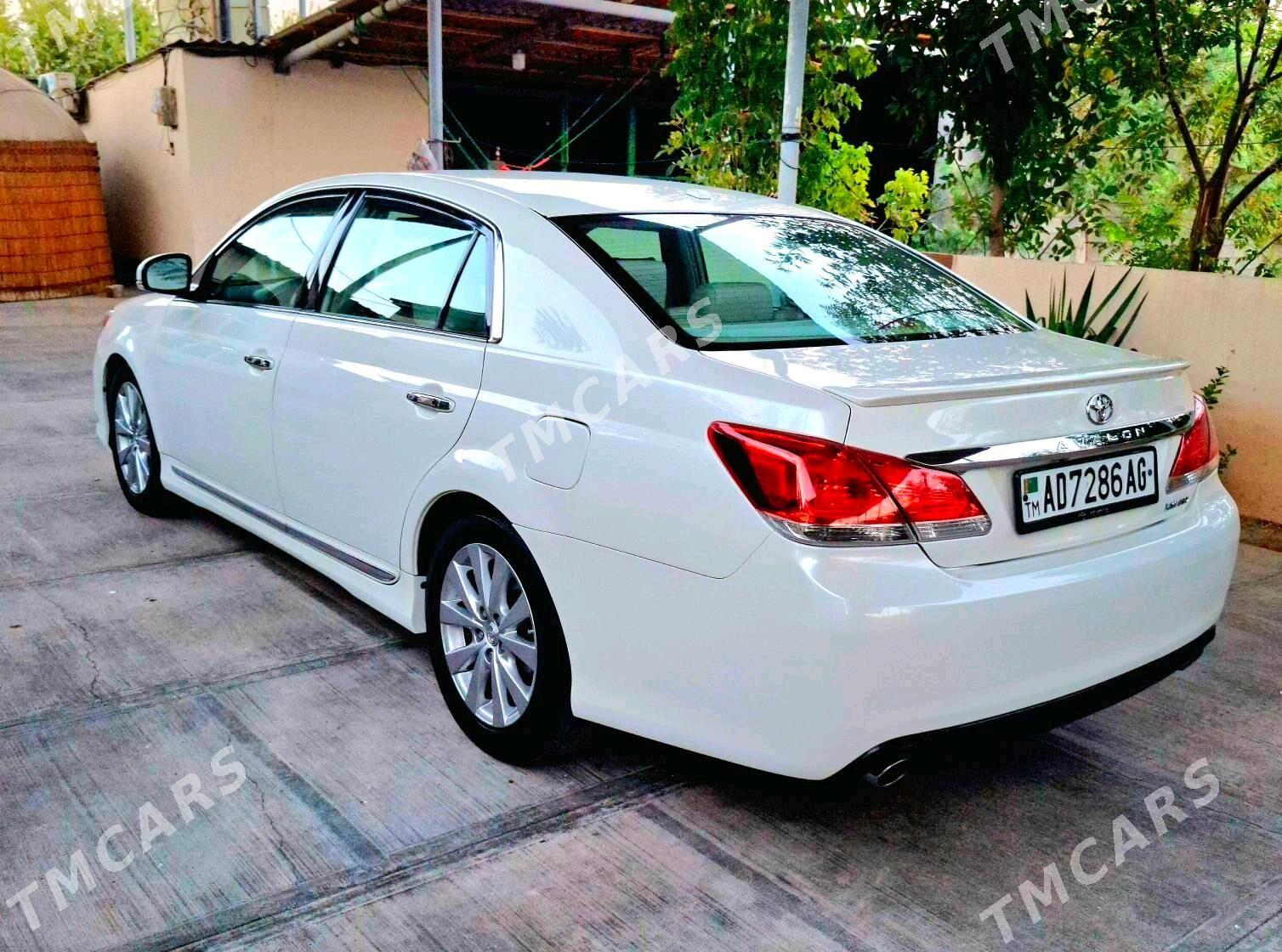 Toyota Avalon 2011 - 300 000 TMT - Ýalkym - img 3