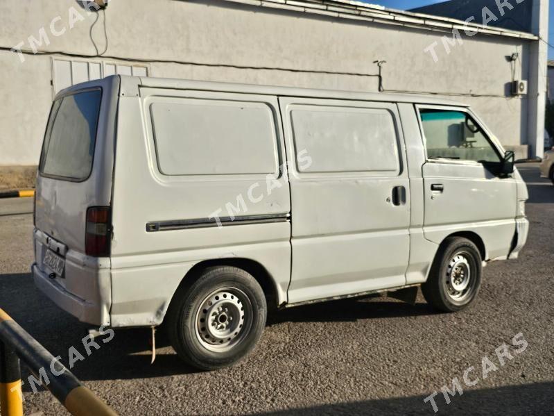 Mitsubishi Chariot 1994 - 27 000 TMT - Мары - img 4