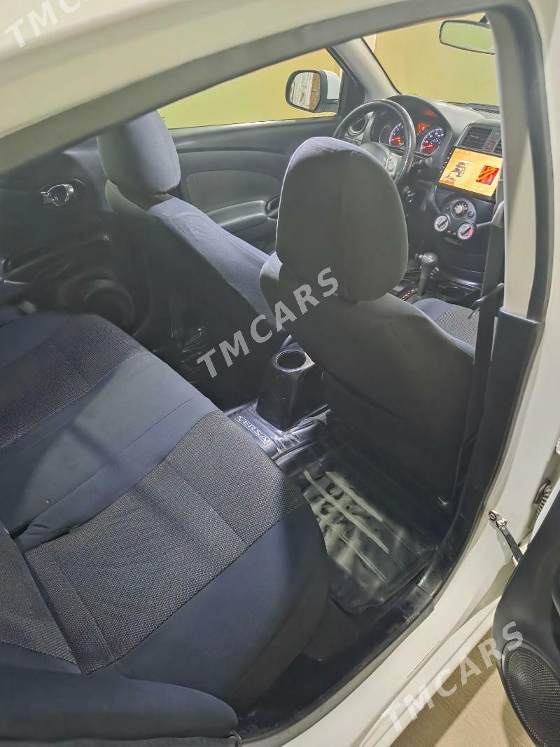 Nissan Versa 2011 - 106 000 TMT - Ашхабад - img 4