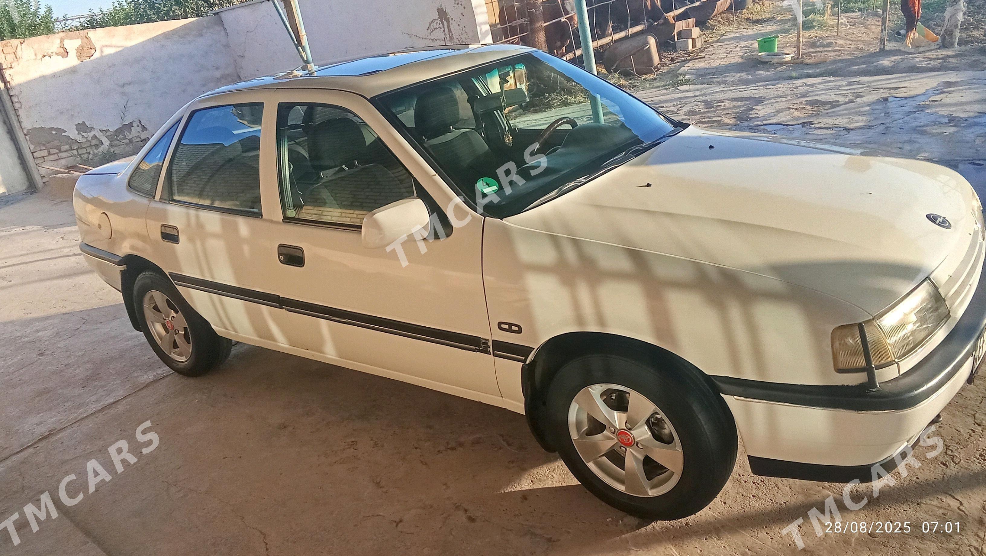 Opel Vectra 1992 - 32 000 TMT - Mary - img 3