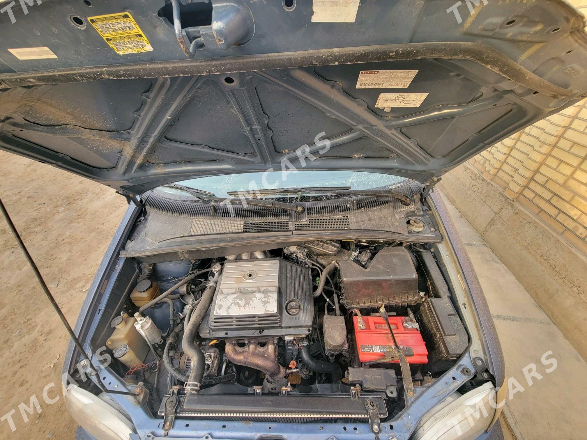 Toyota Sienna 2001 - 128 000 TMT - Мары - img 5