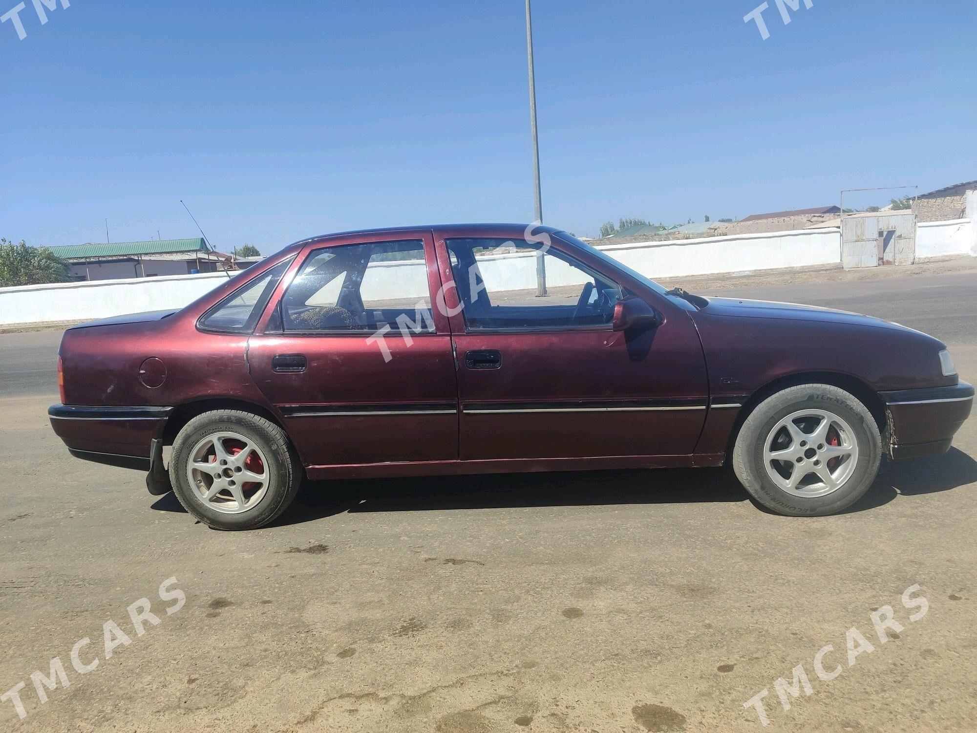 Opel Vectra 1990 - 35 000 TMT - Boldumsaz - img 6