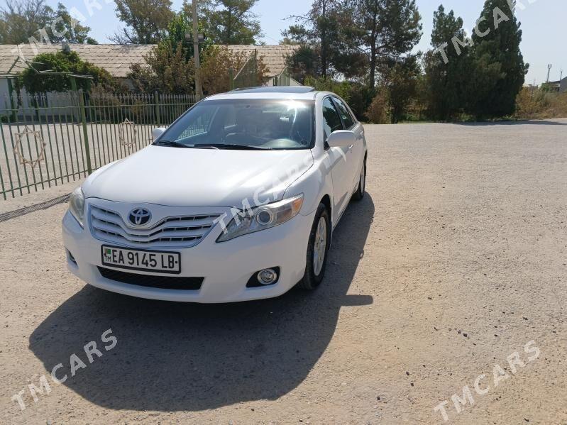 Toyota Camry 2010 - 190 000 TMT - Халач - img 2