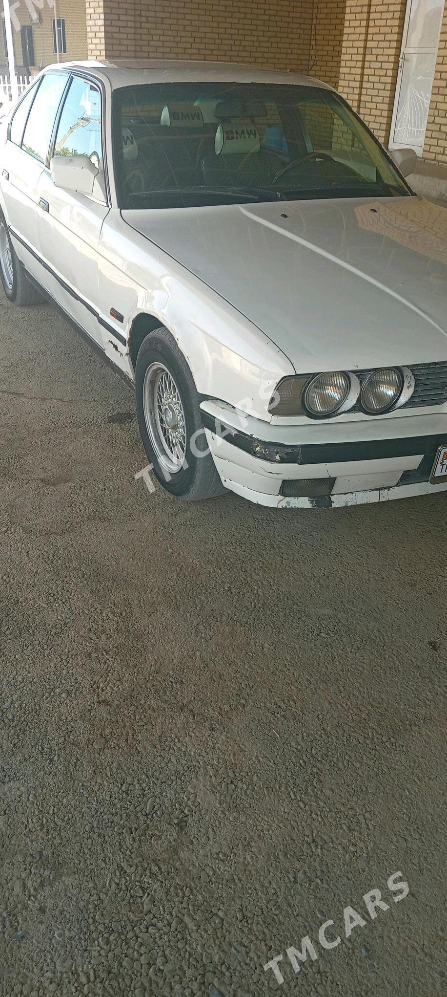 BMW 520 1990 - 43 000 TMT - Mary - img 2