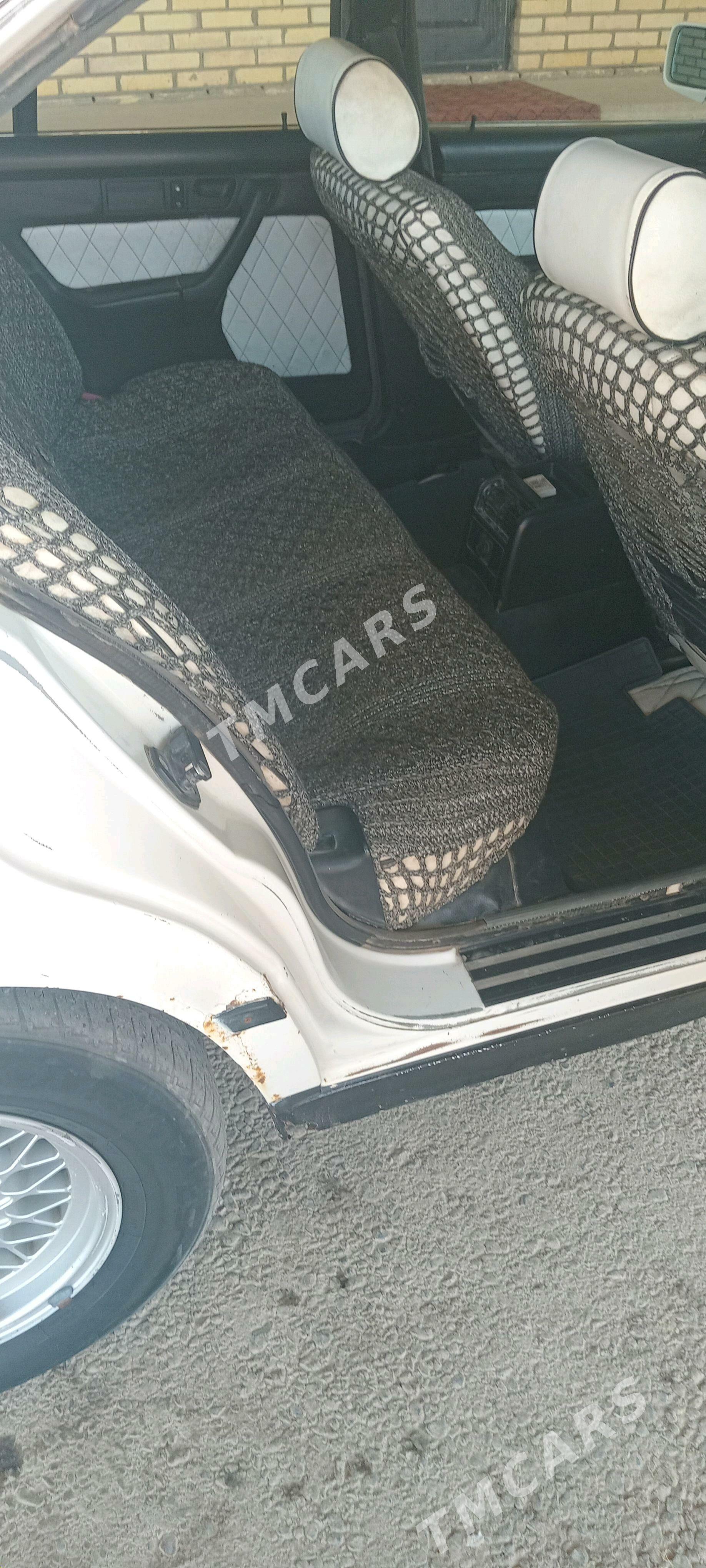 BMW 520 1990 - 43 000 TMT - Mary - img 6