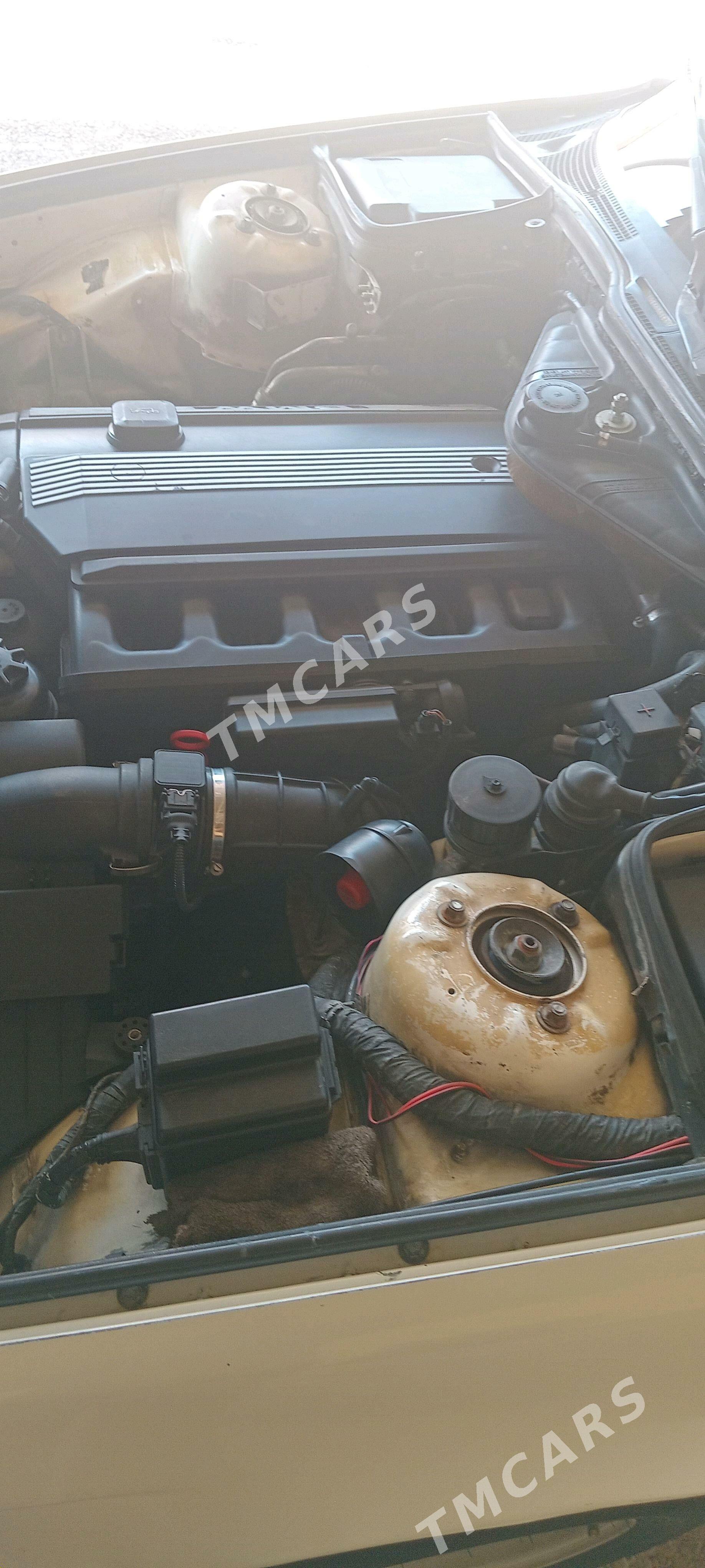 BMW 520 1990 - 43 000 TMT - Mary - img 5
