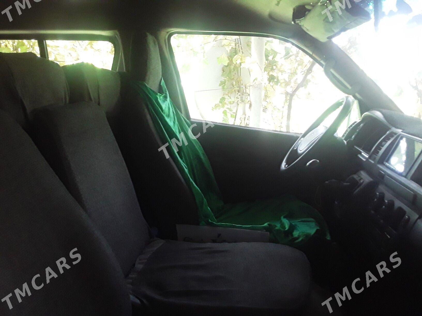 Toyota Hiace 2009 - 300 000 TMT - Saýat - img 4
