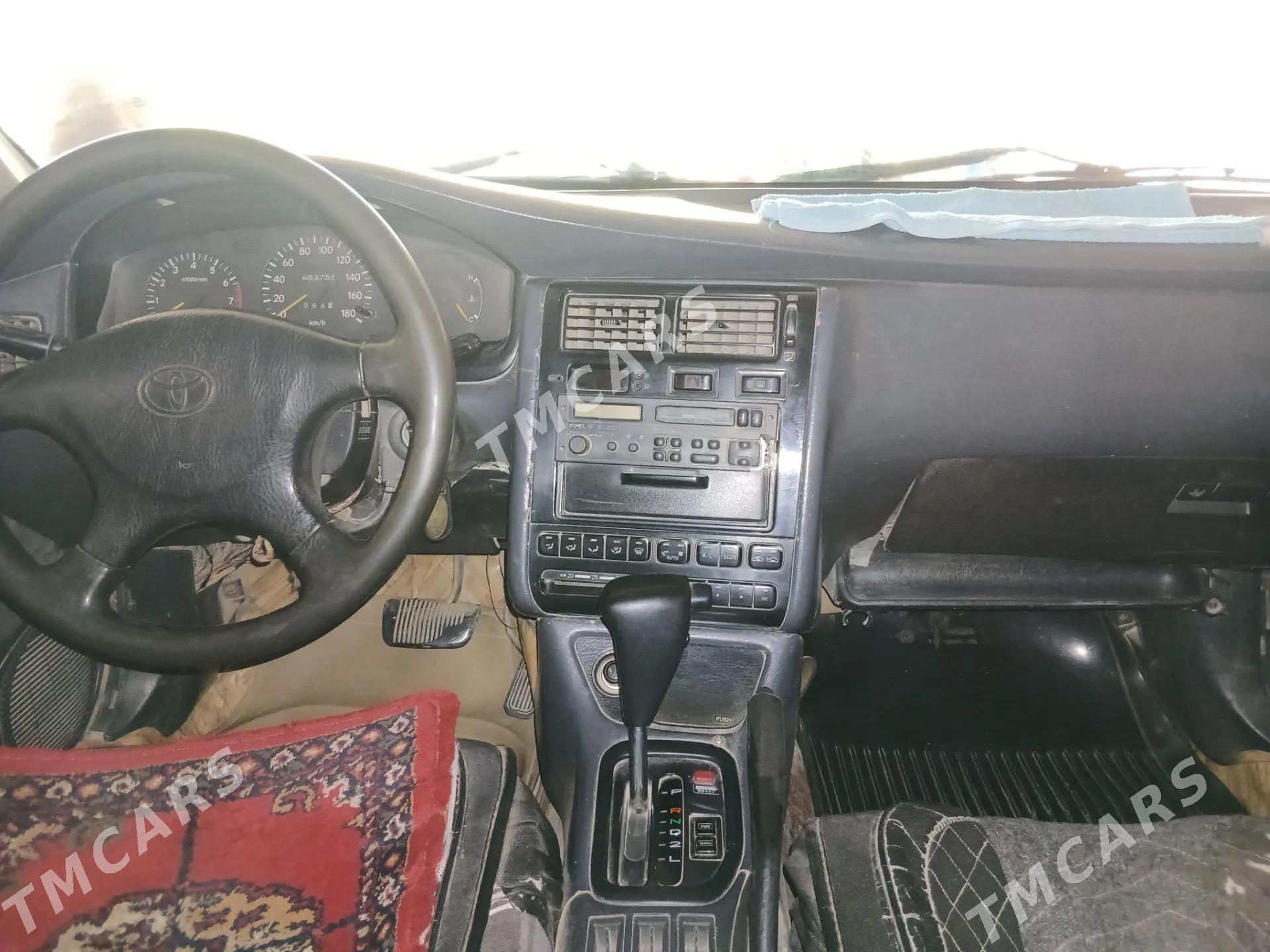 Toyota Corona 1995 - 55 000 TMT - Керки - img 4