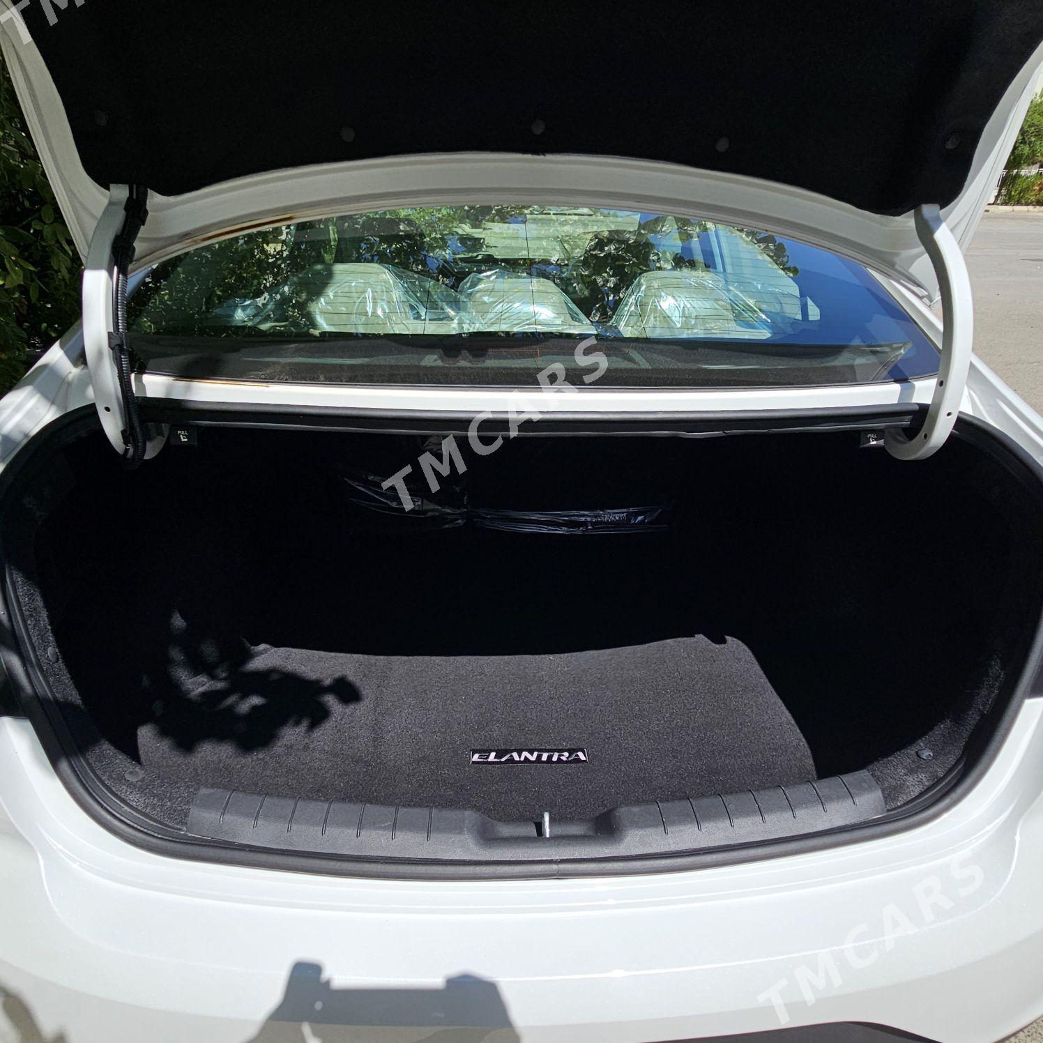 Hyundai Elantra 2020 - 245 000 TMT - Ашхабад - img 4