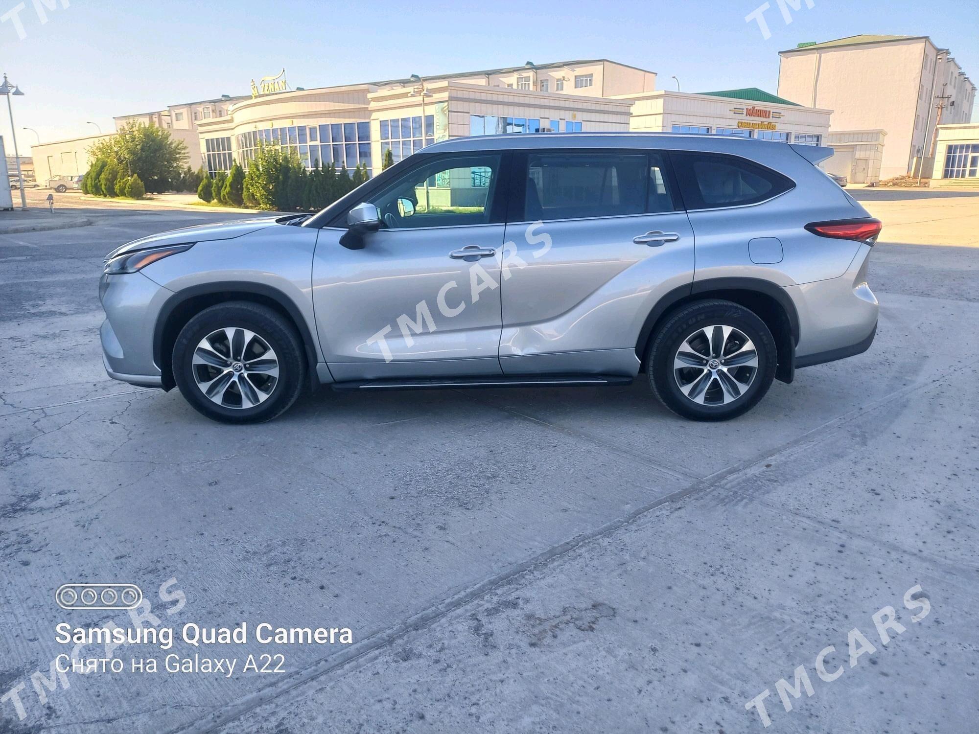 Toyota Highlander 2022 - 525 000 TMT - Дашогуз - img 2