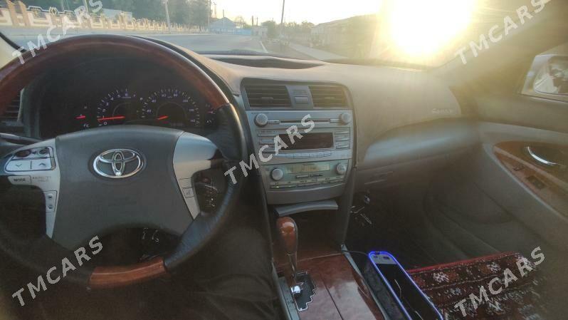 Toyota Camry 2011 - 210 000 TMT - Мары - img 6