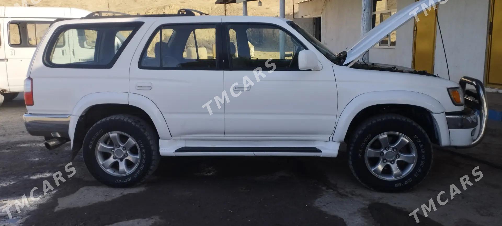 Toyota 4Runner 2002 - 150 000 TMT - Magtymguly - img 4